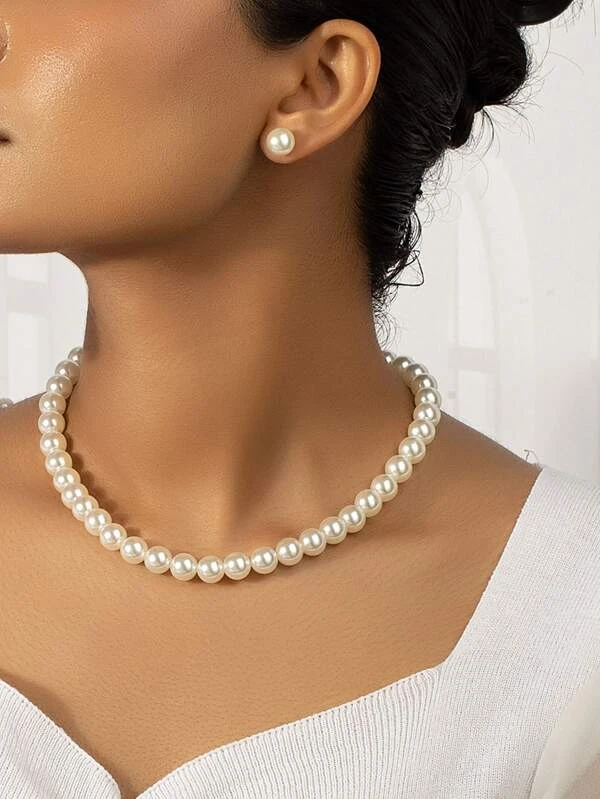 Ladies Simple Pearl Necklace with Stud Pearl Earrings
